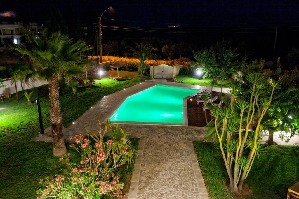 Bed and Breakfast Aia Grande Уджано-ла-К'єза Номер фото