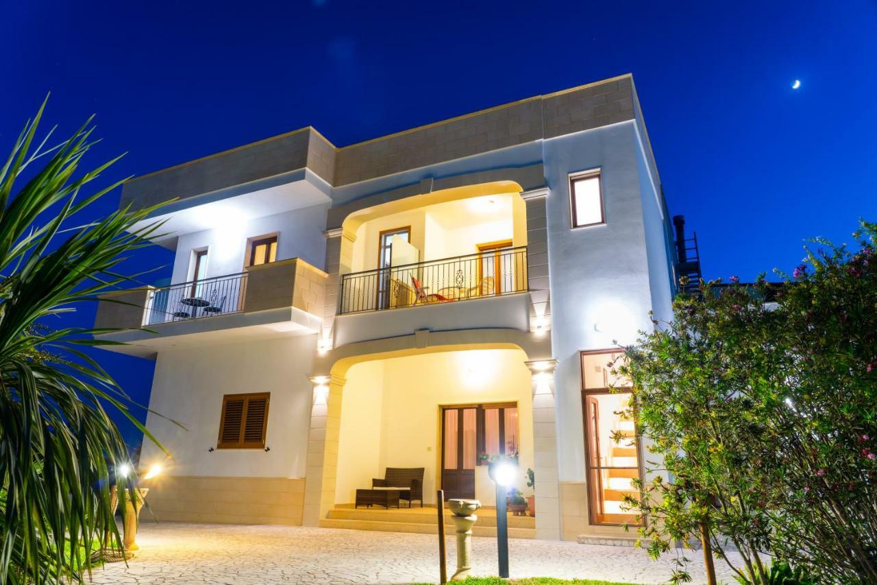 Bed and Breakfast Aia Grande Уджано-ла-К'єза Екстер'єр фото